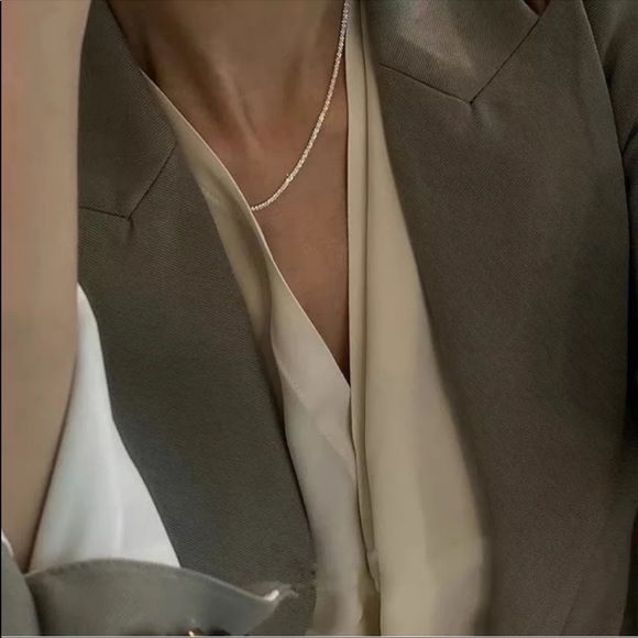 New Anthropologie Silver Sparkling Clavicle Chain Choker Necklace - Picture 6 of 16